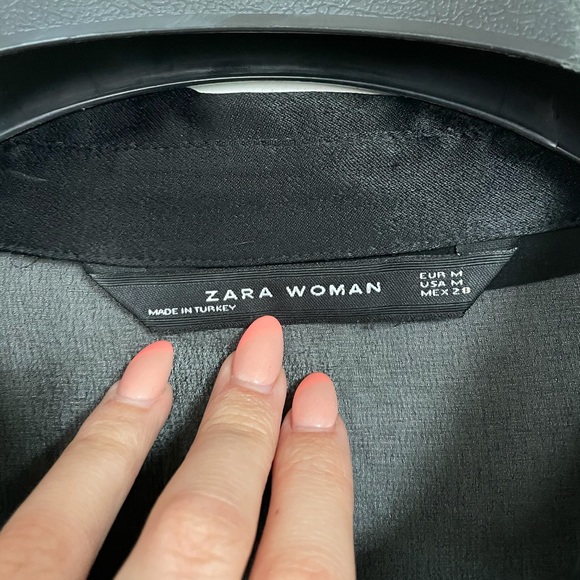 ZARA two tone button up - Picture 3 of 4